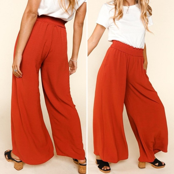 Crisp Air Wide Leg Pants - Picture 2 of 8